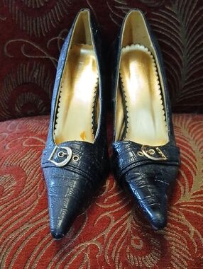 Pierre Dumas Black Pointed-Toe Pumps with Gold Buckle 8.5